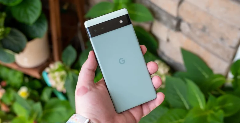 Google’ın uygun fiyatlı telefonu şarj sırasında alev aldı