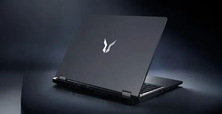 Lenovo yeni oyun canavarı bilgisayarını duyurdu