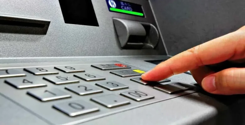 ATM’lerden yapılan para yatırmalarda limitler düştü ATM’lerden yapılan para yatırmalarda limitler düştü