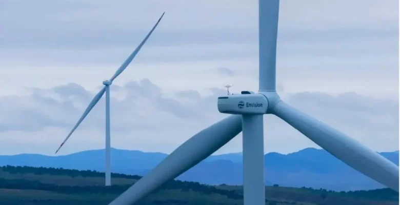 Çinliler iki kanatlı rüzgar türbini yapıyor Çinliler iki kanatlı rüzgar türbini yapıyor