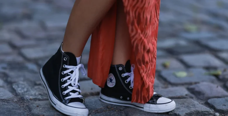 Converse Ayakkabılar Neden Bu Kadar Popüler?