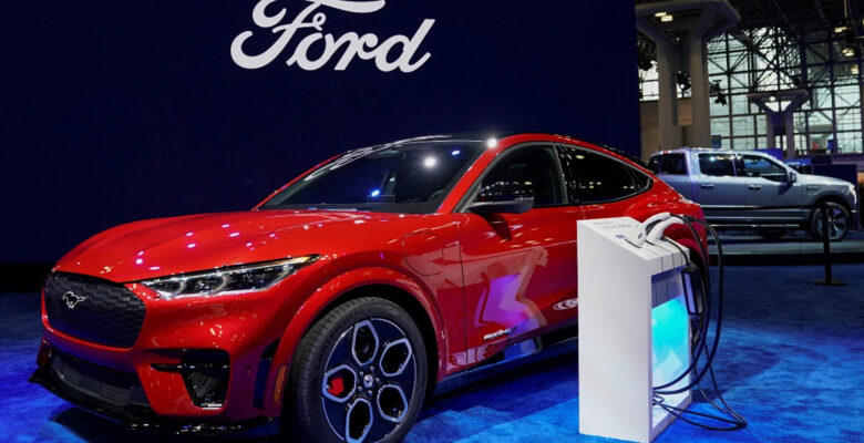 Ford uygun fiyatlı elektrikli araçlarını tanıtacak