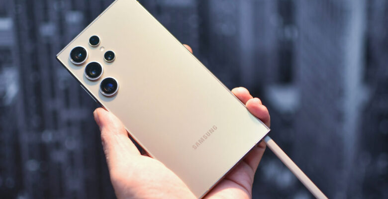 Galaxy S25 serisi için One UI 8 Beta 5 yayınlandı!