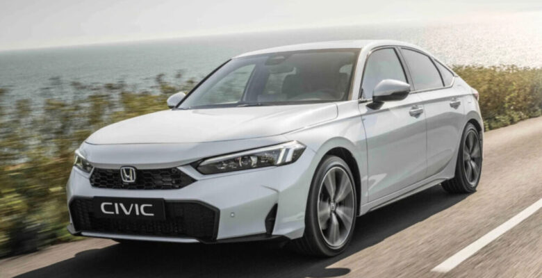 Honda Civic makyajlı modeli ile geliyor