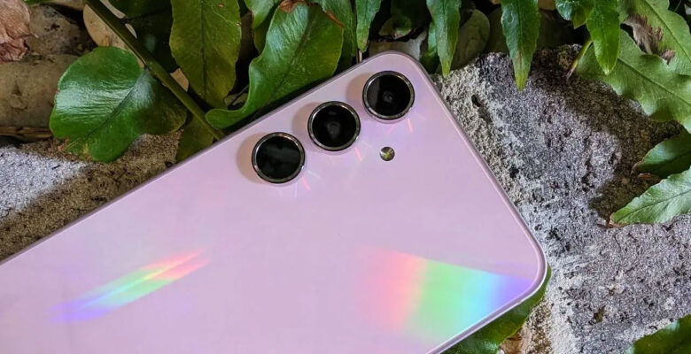 Samsung’dan 19 modele kritik güncelleme
