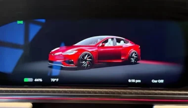 Tesla araç içi grafiklerini yeniliyor Tesla araç içi grafiklerini yeniliyor
