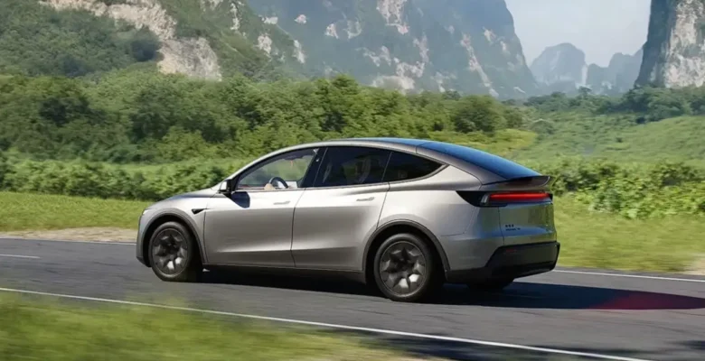 Yeni Tesla Model Y L satışa sunuldu
