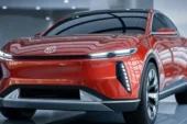 Dünyanın birinci yarı katı bataryalı otomobili satışta
