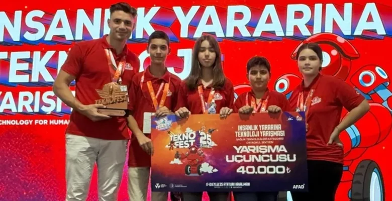 İzmirli öğrencilerden TEKNOFEST’te büyük başarı