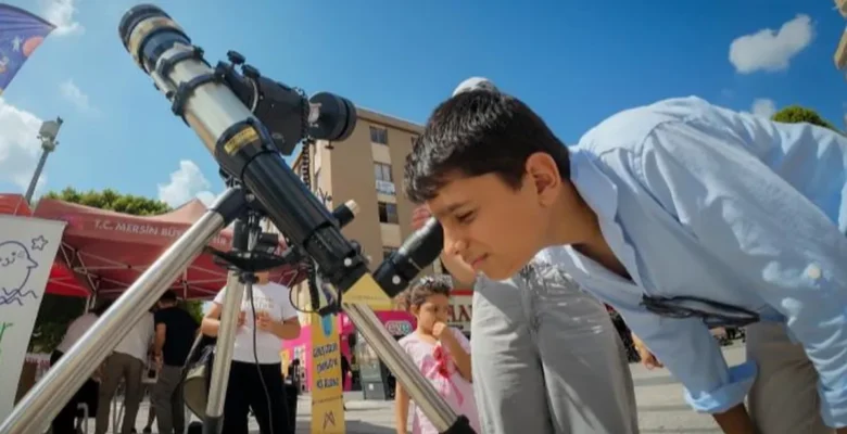 Mercan Bilim Merkezi Tarsus’ta çocukları bilimle buluşturdu