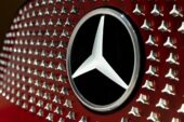 Mercedes fizikî tuşlara geri dönüyor
