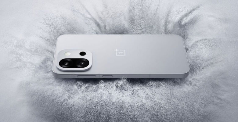 OnePlus, amiral gemisi için 165Hz ekran sunabilir!