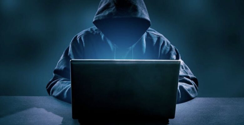 Türk hackerlar İsrail Savunma Bakanı’nı sıkıntı durumda düşürdü!
