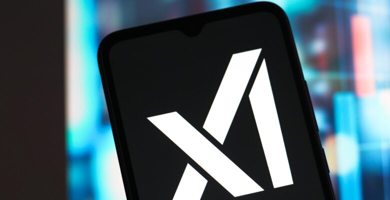 xAI OpenAI’yi hırsızlıkla suçluyor
