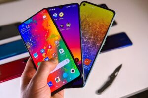 Akıllı telefon satışları düşmeye başladı