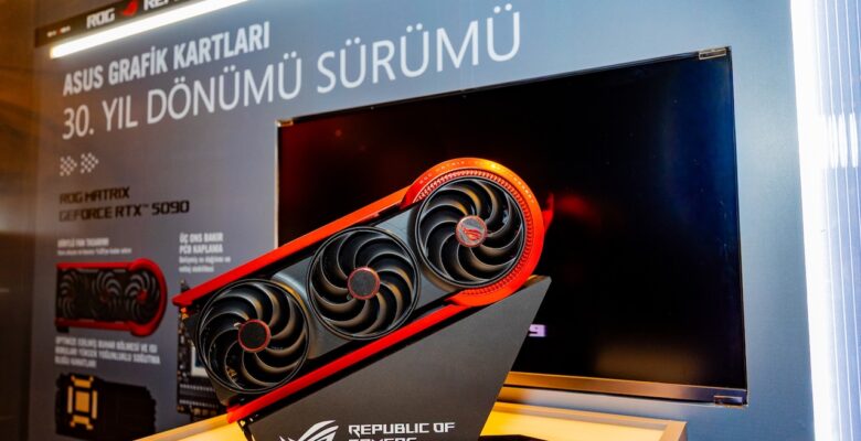 ASUS 30. yılını Matrix 5090 ile kutladı