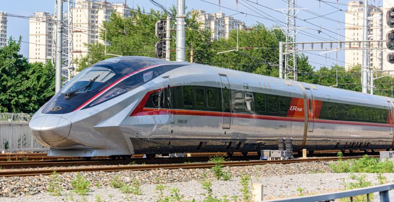 Dünyanın en hızlı treni geliyor