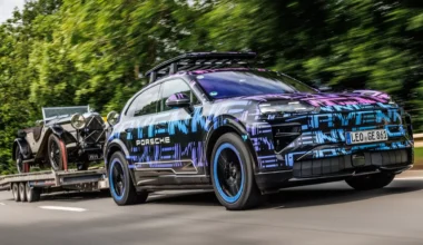 Elektrikli Porsche Cayenne geliyor: İşte özellikleri