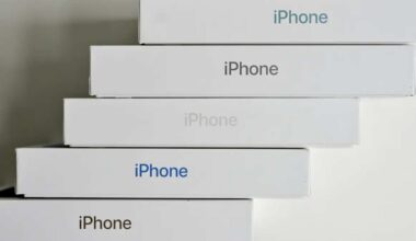 Evvel adaptör artık de kablo! Kutudan telefon çıkarsa şükredeceğiz!