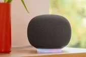 Google yapay zekalı hoparlörünü duyurdu