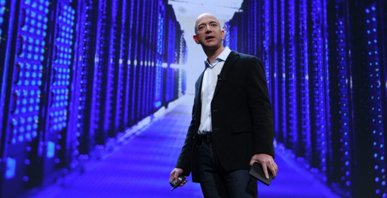Jeff Bezos, uzayda bilgi merkezi kurmayı planlıyor