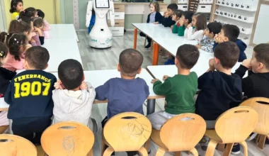 Konya SOBE’de robot destekli eğitim hamlesi