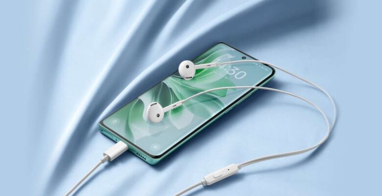 OnePlus Apple EarPods rakibini tanıttı