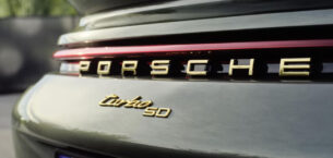 Porsche satışları düşüyor