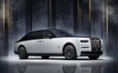 Rolls-Royce’dan 100 yıllık efsanesine özel koleksiyon 