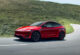 Tesla’nın üzerine uçak iniyordu!