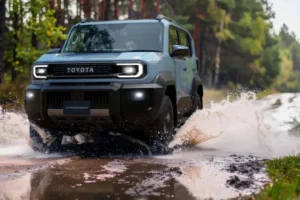 Toyota Land Cruiser FJ duyuruldu