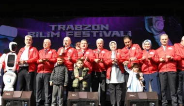 Trabzon’da bilim coşkusu: Festivalle gençlere yeni ufuklar açılıyor