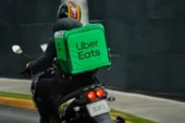 Uber Eats Türkiye pazarına girdi Uber Eats Türkiye pazarına girdi