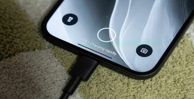 Android batarya uyarısı Play Store’a geliyor