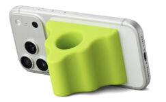 Apple takviyeli 3.000 TL’lik telefon tutacağı tanıtıldı