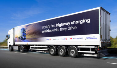 Elektrikli araçları şarj eden otoyol!