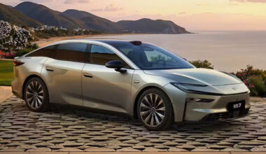 Huawei Teknolojili Toyota bZ7 Elektrikli Sedan Tanıtıldı!