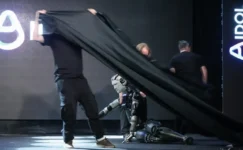 İnsansı robot baygınlık geçirdi