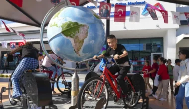 Mersin’de bilimle dolu bir gün
