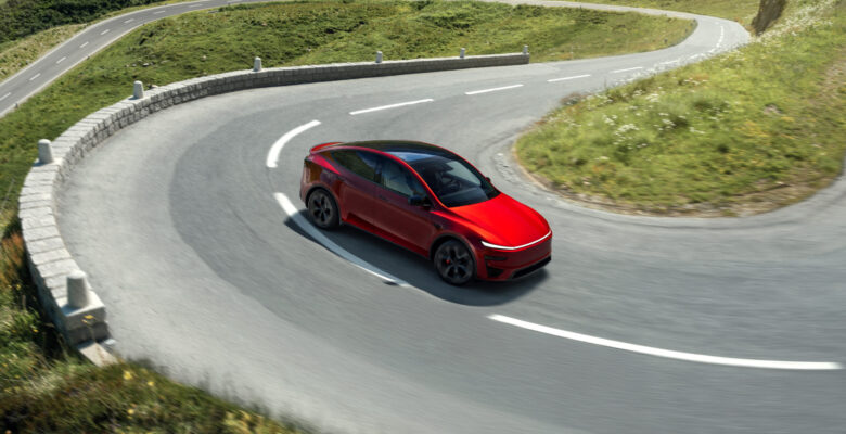 Tesla Model Y Standart Türkiye resmi fiyatı belirli oldu!