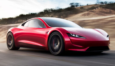 Tesla Roadster 2 ertelendi!