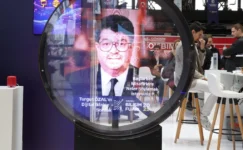 Turgut Özal hologram yöntemiyle Kocaeli Bilişim Fuarı’nda