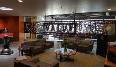 Valve Google ve Amazon’u solladı!