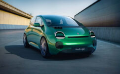 Yeni Renault Twingo E-Tech Tasarımı Sızdırıldı!