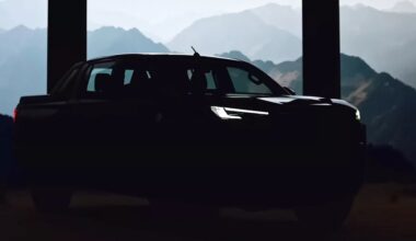 Yeni Toyota Hilux geliyor