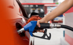 Akaryakıtlı araçlara talep artıyor