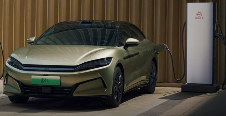 BYD 15 Milyonuncu Aracını Banttan İndirdi!