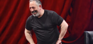 Cem Yılmaz’ın son gösterisi yılbaşında Netflix’te!