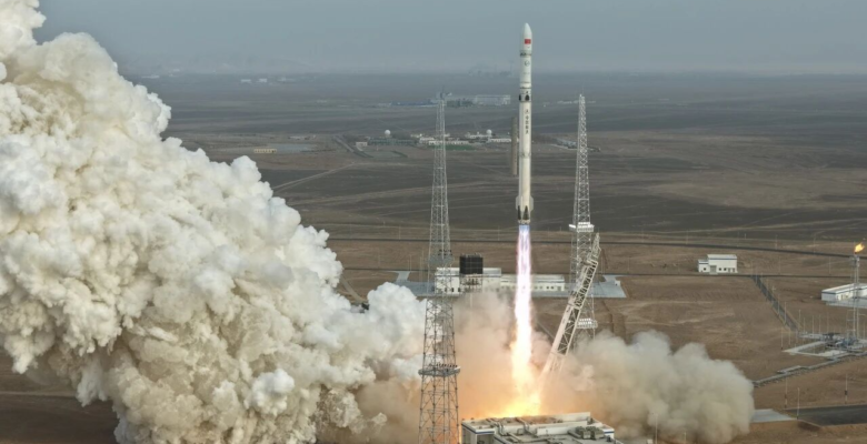 Çin’in Roket Denemesi Şaşırttı