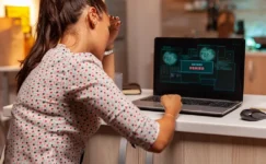 Korsan film tuzaklarından korunmanın 5 yolu